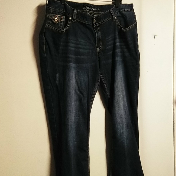 ariya jeans plus size